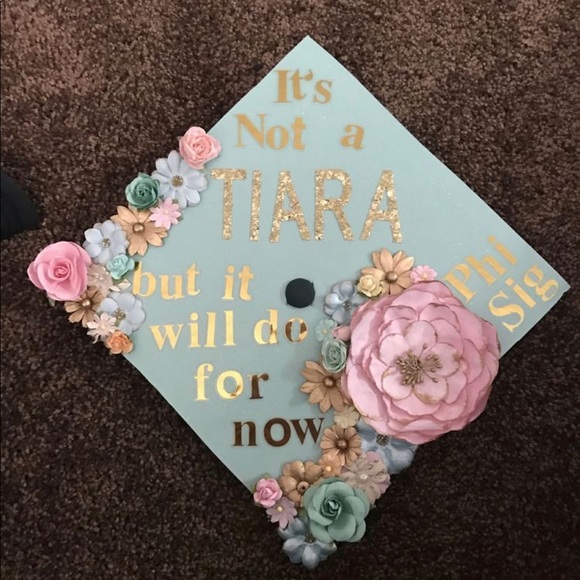 custom graduation caps